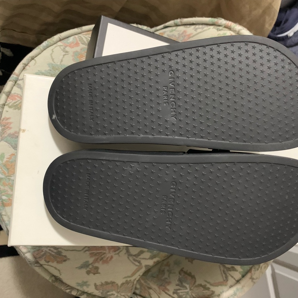 Givenchy Black Pool Slides Size 5 - image 2